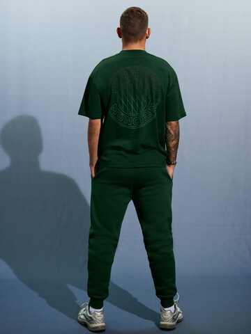 FCBM - Tapered Pantalón 'Marlo' en verde