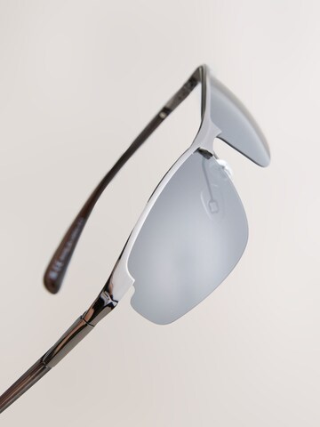 Next Solbriller i sort