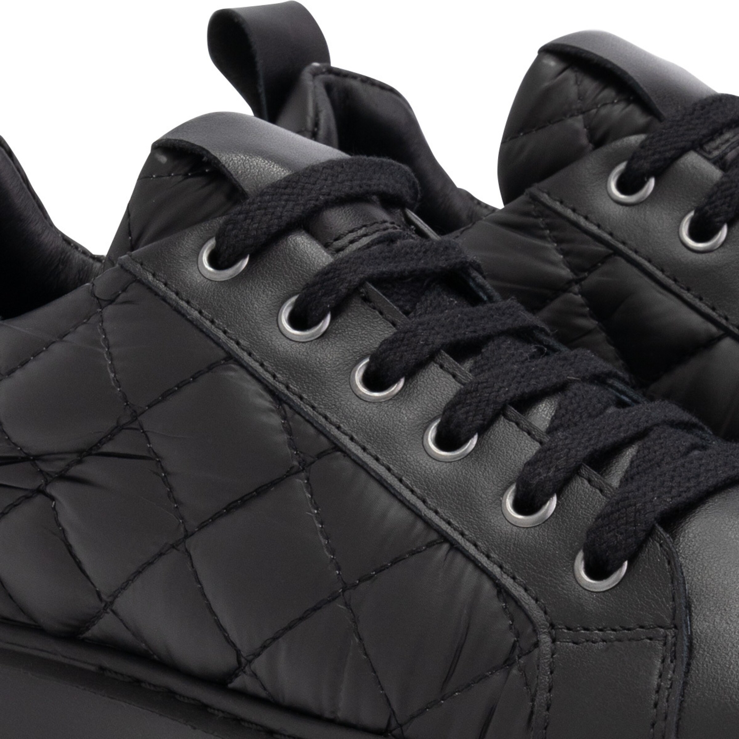 Mysa Sneakers 'Lanthe' in Black