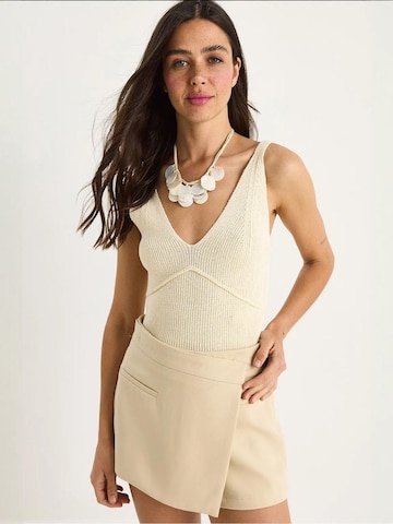 Bianco Lucci Gebreide top in Beige: voorkant
