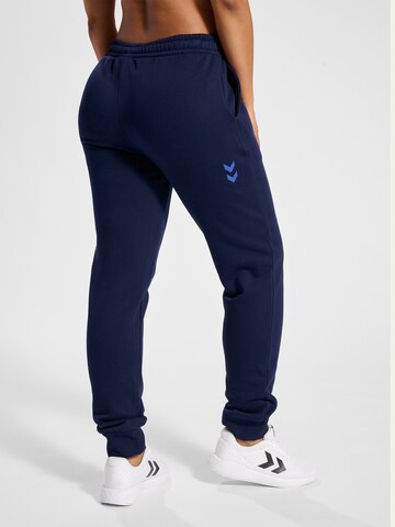 Effilé Pantalon de sport Hummel en bleu