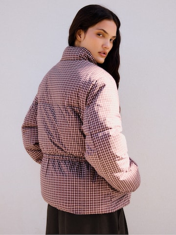 Bershka Between-season jacket in Red: back