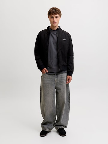 JACK & JONES Суичър 'JJEArchive' в сиво