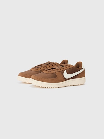 Nike Sportswear Σνίκερ 'FIELD GENERAL' σε καφέ