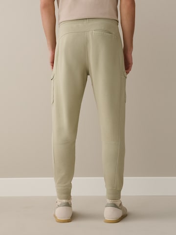 Next Tapered Hose in Grün