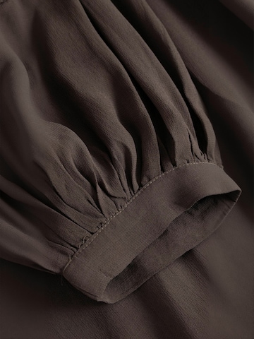 Noella Dress ' N-Lorenia ' in Brown