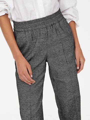 Wide leg Pantaloni di ONLY in nero