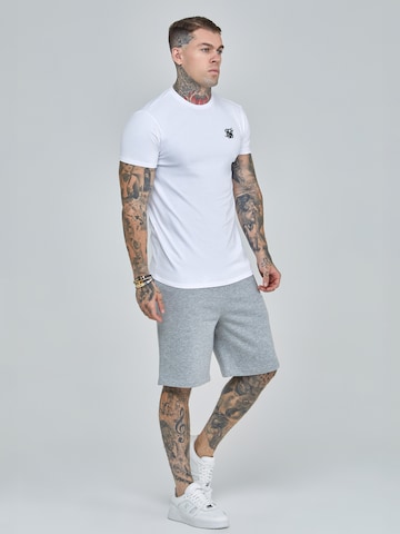 Maglietta 'Essentials' di SikSilk in bianco