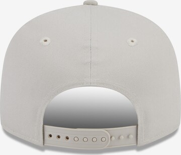 NEW ERA غطاء '9FIFTY®' بلون بيج