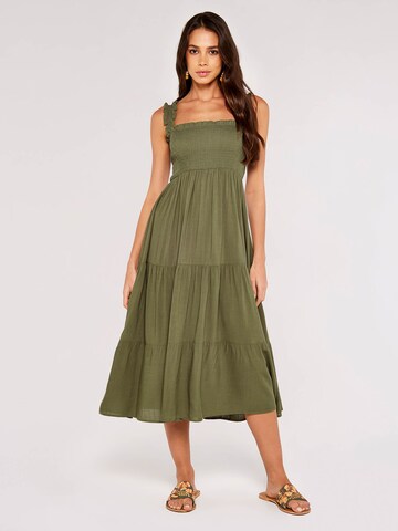 Apricot Sommerkleid in Grün: Vorderseite