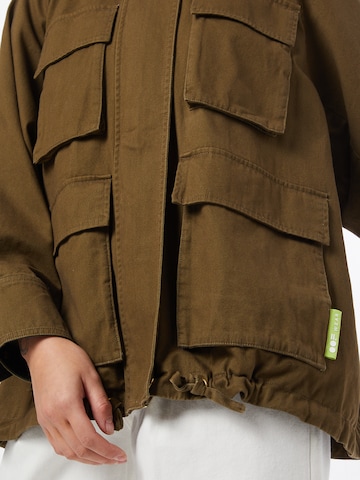 OOF WEAR Between-Season Jacket in Green