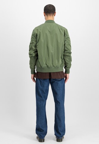 ALPHA INDUSTRIES Kurtka przejściowa 'MA-1 TT' w kolorze zielony