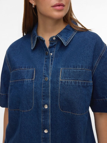 Vero Moda Curve Μπλουζοφόρεμα 'VMCMIGGA' σε μπλε