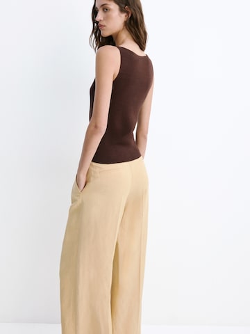 Top in maglia 'SUENYO' di MANGO in marrone