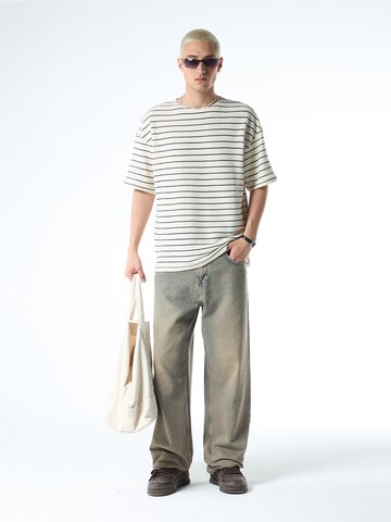 VAMOS CLO T-shirt 'Brownwood' i beige