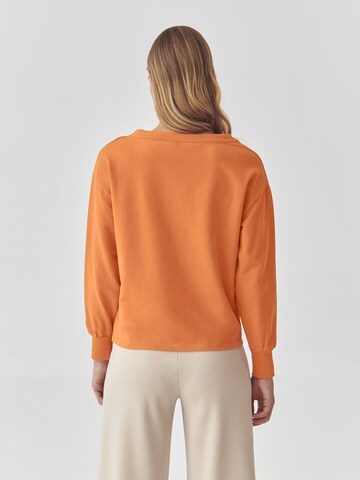 TATUUM Sweatshirt 'Malia' i orange