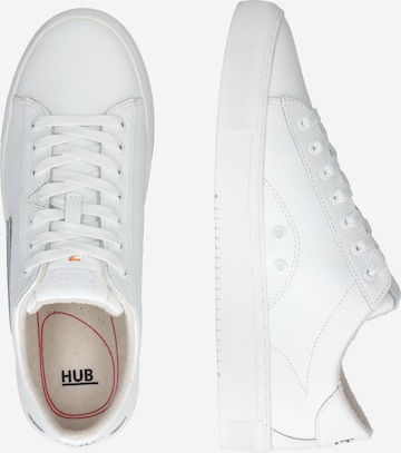 Baskets basses 'Hook-Z' HUB en blanc