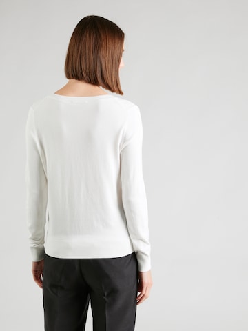 Pullover di COMMA in bianco