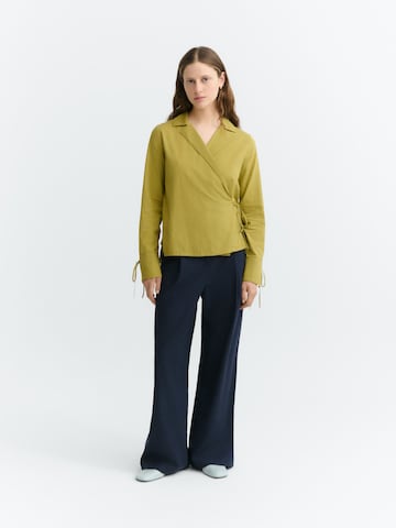 Thinking MU Blouse 'Lenie' in Groen: voorkant
