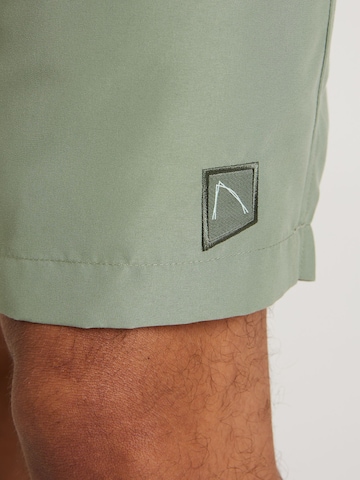 CHASIN' Swimming shorts in Green