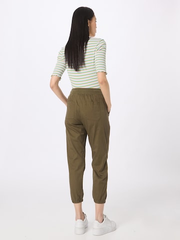 GAP Tapered Pants in Green