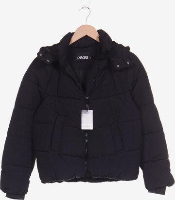 PIECES Jacket & Coat in S in Black: front