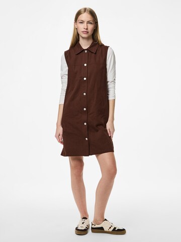 PIECES Kleid 'PCNynne' in Braun