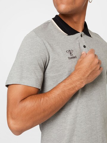 T-Shirt fonctionnel 'Move' Hummel en gris