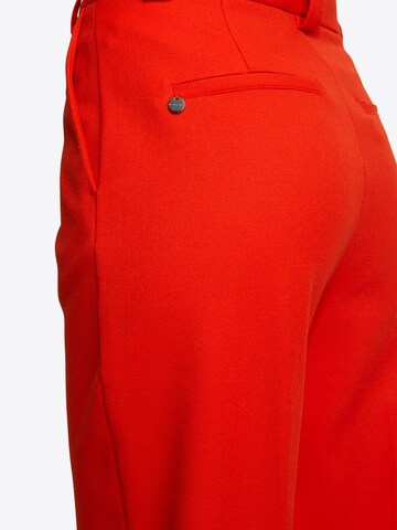 Rich & Royal Normalny krój Spodnie w kant w kolorze czerwony