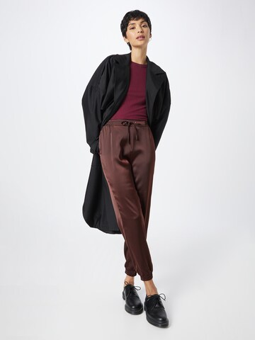 ABOUT YOU Tapered Broek 'Ramona' in Bruin