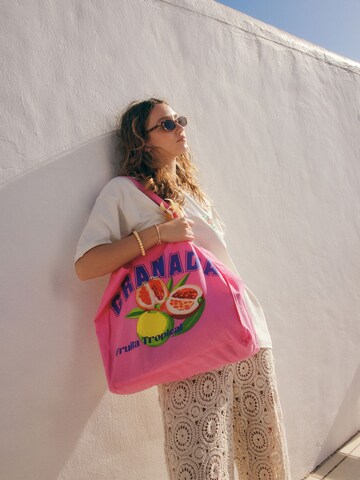 Next Shopper in Pink