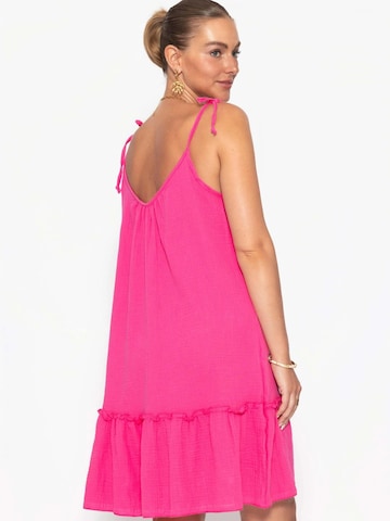 SASSYCLASSY Dress in Pink