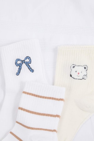 Trendyol Socken in Beige