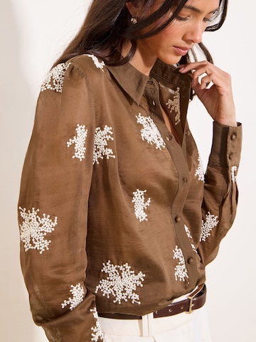 Lipsy Bluse in Braun