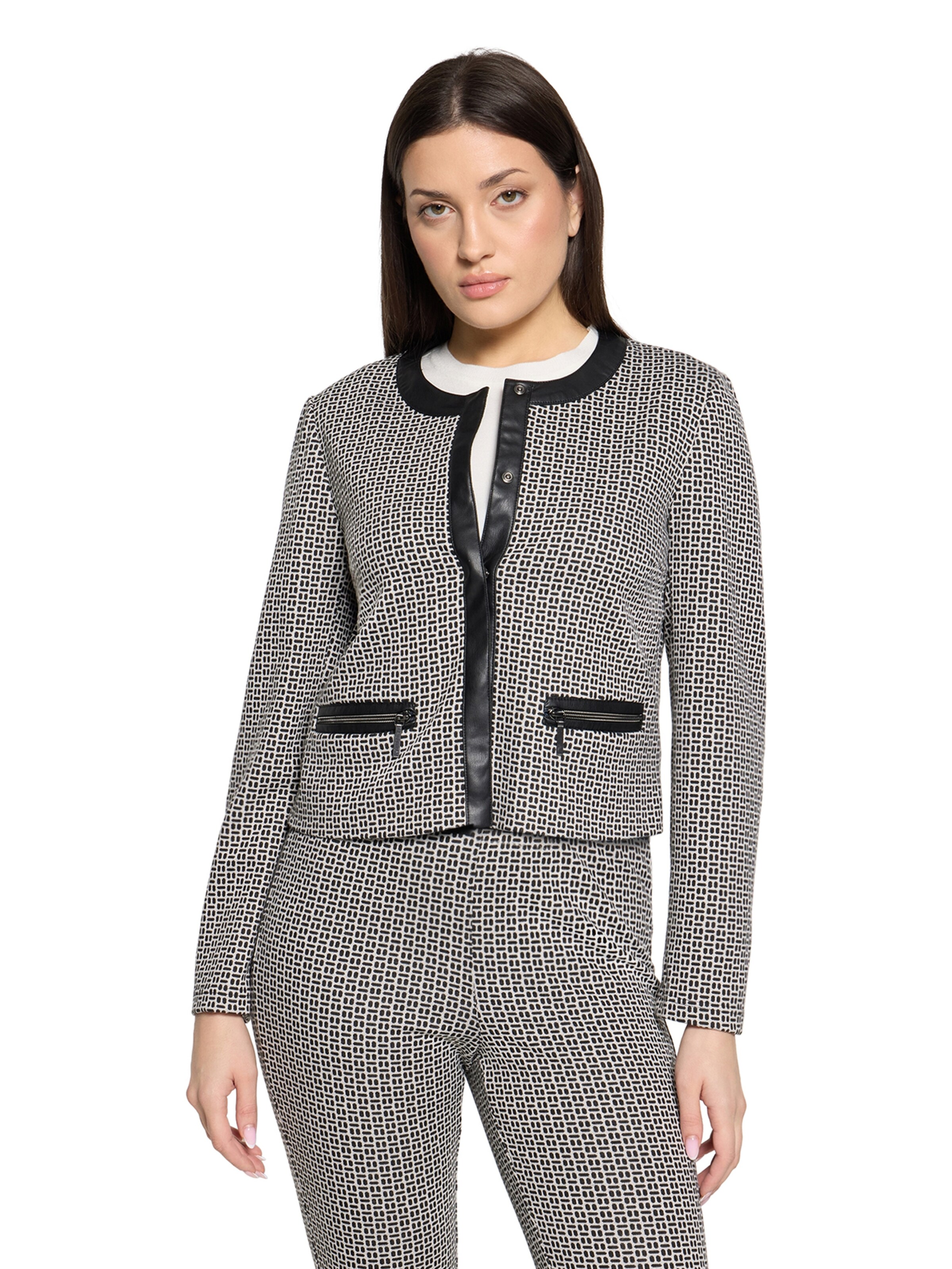 Betty Barclay Blazer in White: front
