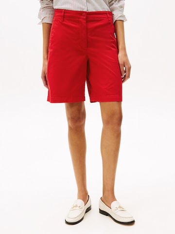 TOMMY HILFIGER Regular Chino trousers in Red: front