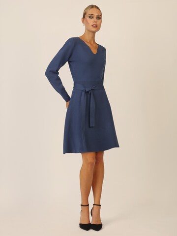 APART Knitted dress in Blue