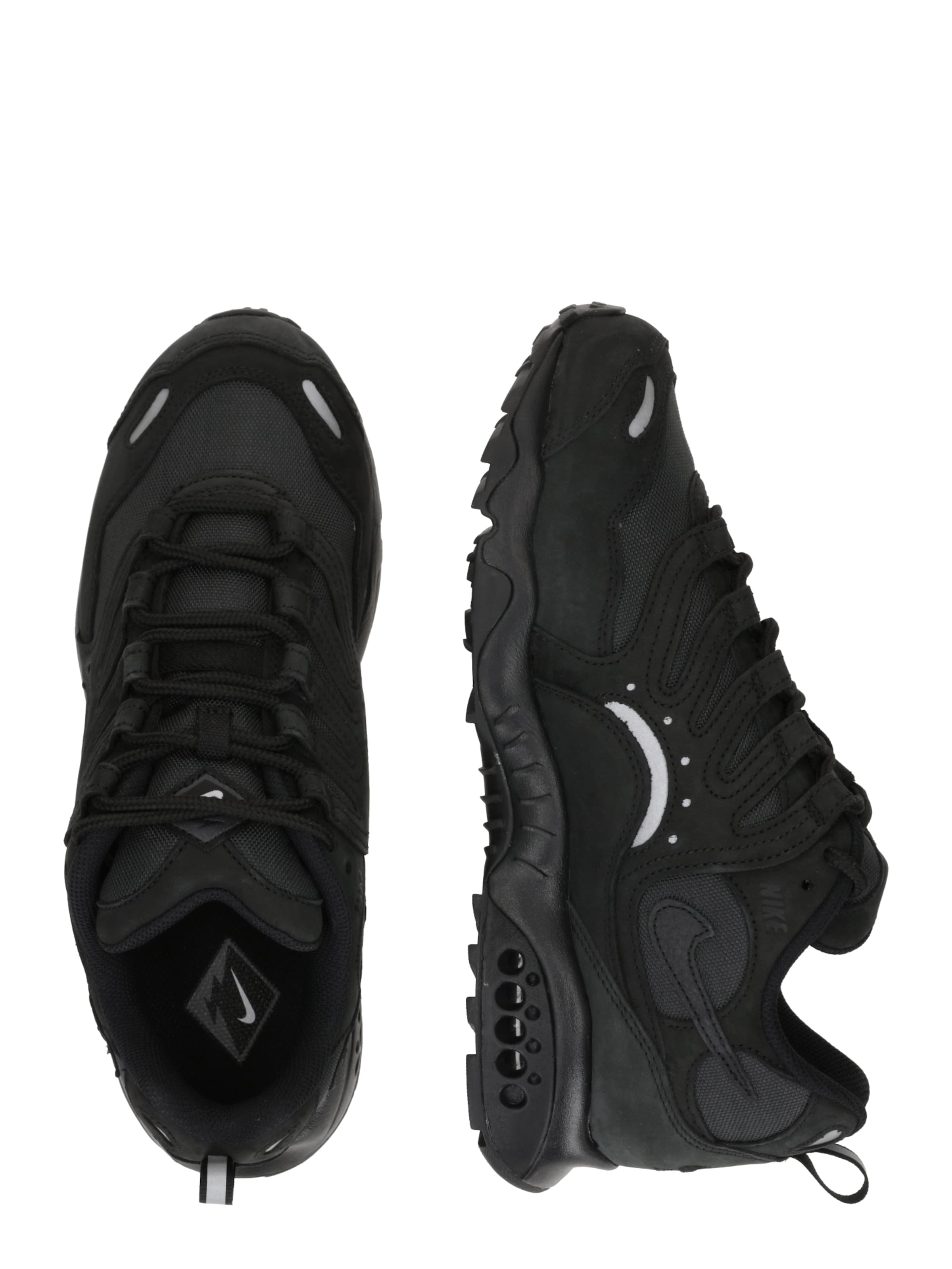 Sneaker low 'AIR TERRA HUMARA' de la Nike Sportswear pe negru: lateral