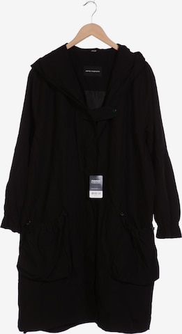 Sara Lindholm Jacket & Coat in 4XL in Black: front