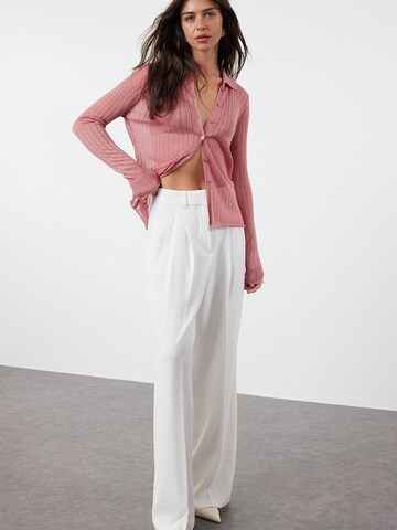 Trendyol Strickjacke in Pink