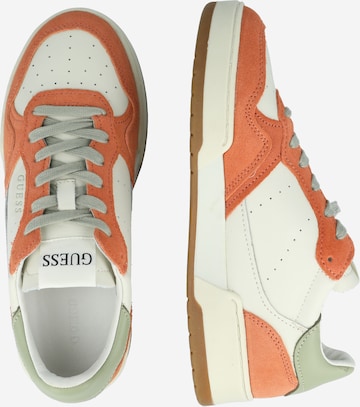 Sneaker bassa 'Jinny' di GUESS in arancione