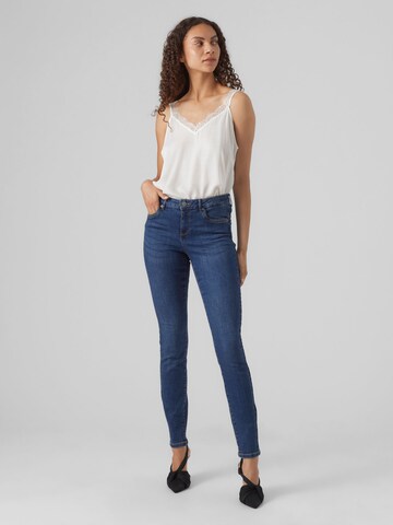 VERO MODA Skinny Jeans 'ALIA' in Blau