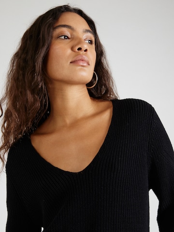 GARCIA Sweater in Black