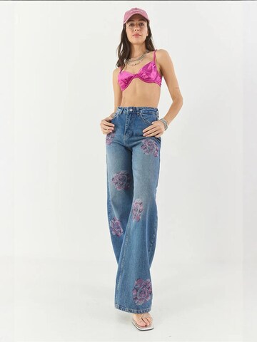 Wide leg Jeans di Bianco Lucci in blu