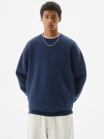 Pull&Bear Sweatshirt in Blau: predná strana