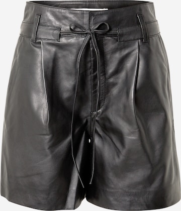 Gestuz Pleat-Front Pants 'Ronda' in Black: front