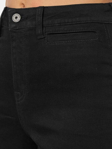 Tazzio Wide Leg Jeans 'F113' in Schwarz