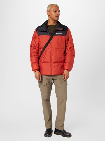 COLUMBIA - Chaqueta de montaña 'Puffect II' en rojo