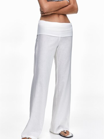 Pull&Bear Flared Pants in White