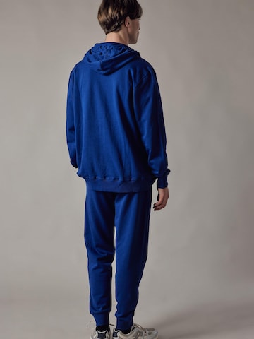 Felpa 'Felpa con Cappuccio e Zip' di OWN Off With Nature in blu